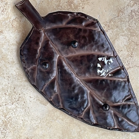 Hammered Metal Footed Leaf Tray - Picture 2 of 2